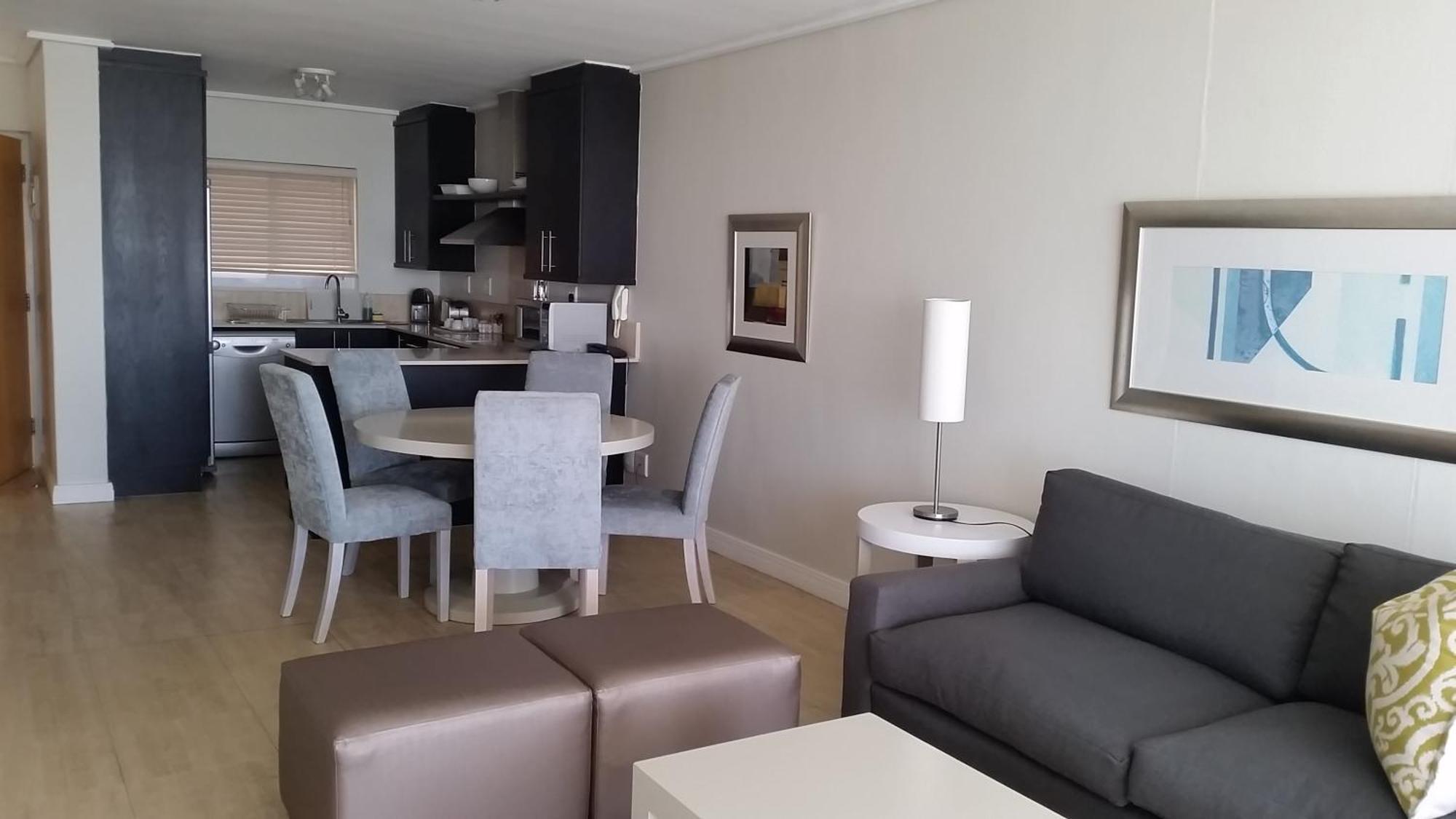 Lagoon Beach Hotel Apartments Cape Town Bagian luar foto