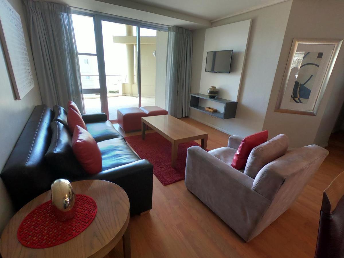 Lagoon Beach Hotel Apartments Cape Town Bagian luar foto