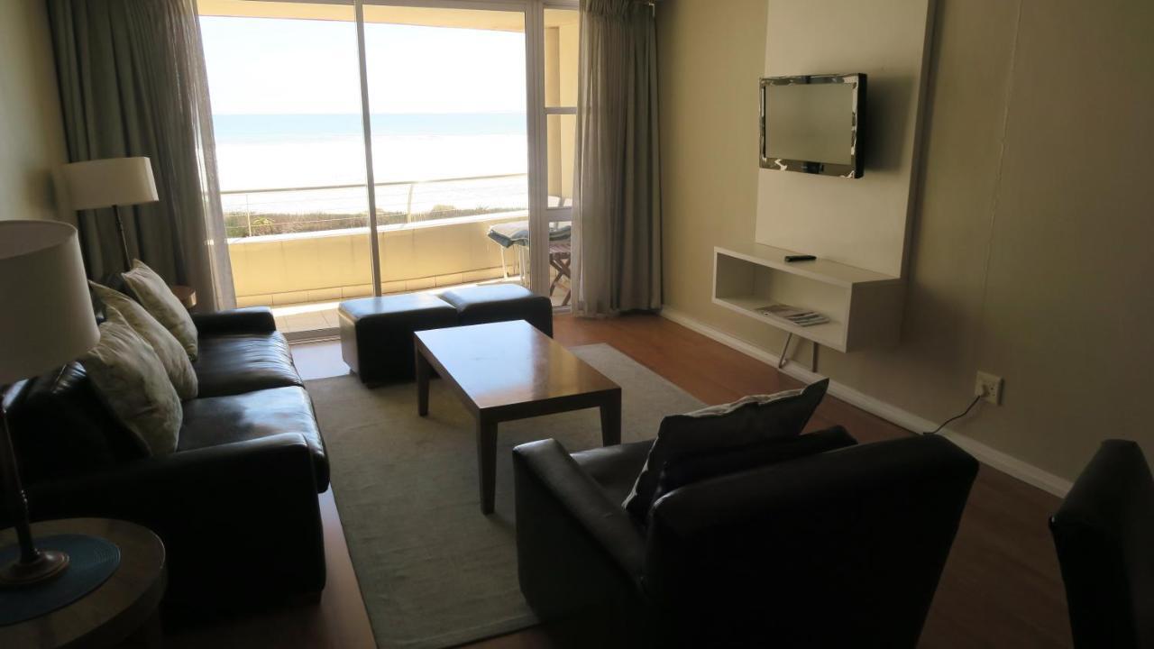 Lagoon Beach Hotel Apartments Cape Town Bagian luar foto