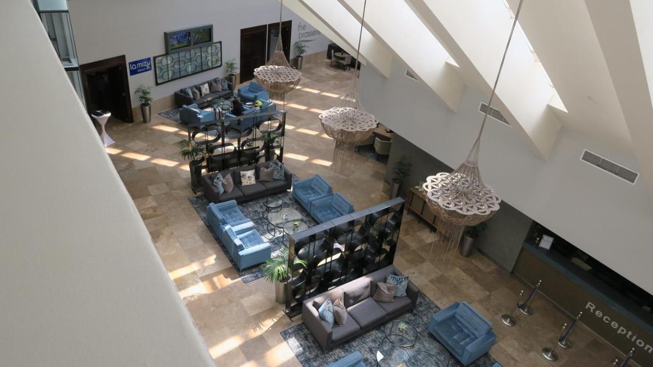 Lagoon Beach Hotel Apartments Cape Town Bagian luar foto